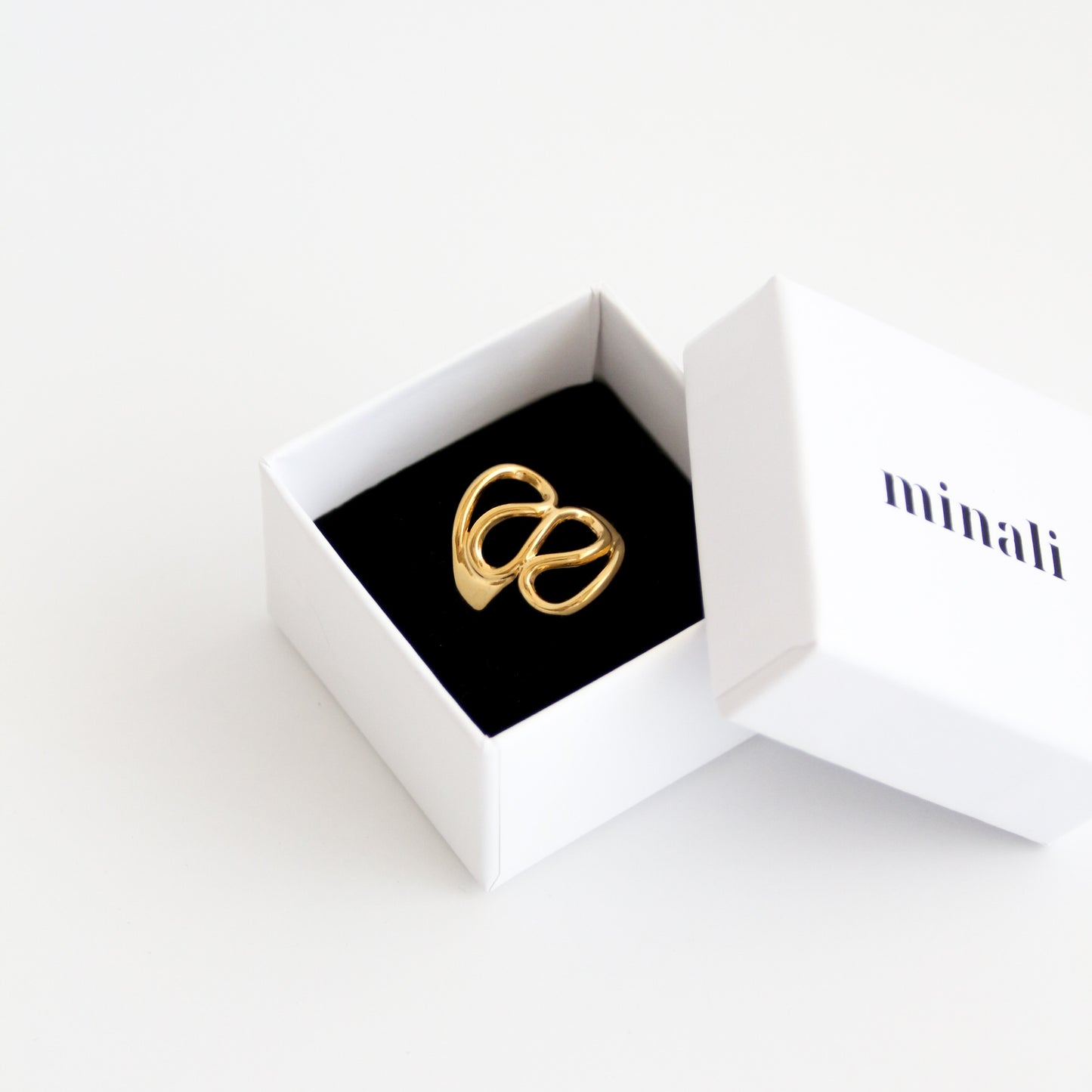 Hera Ring