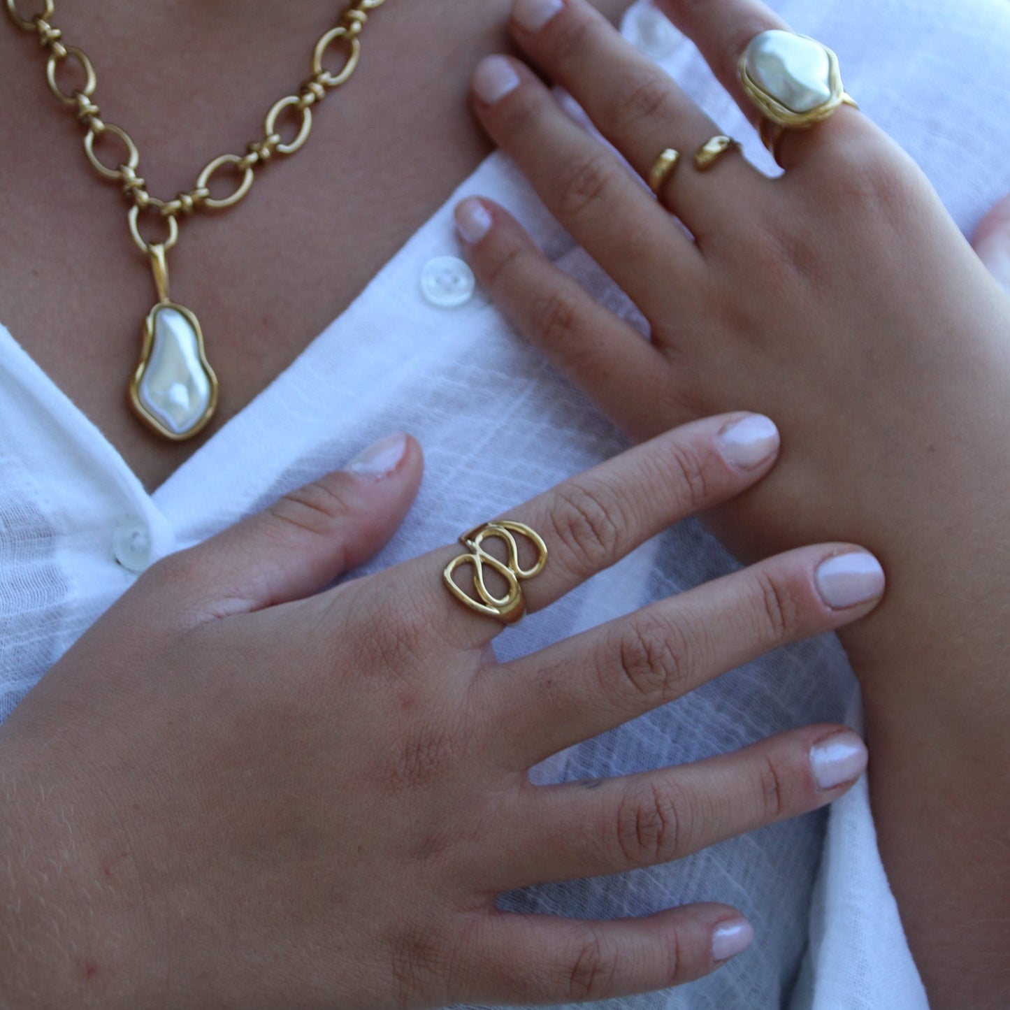 Hera Ring