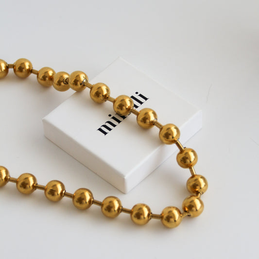 Dot Necklace