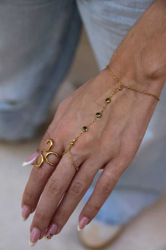Emerald Handchain